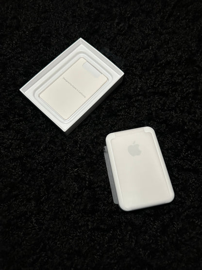 Apple MagSafe Battery Pack for iPhone