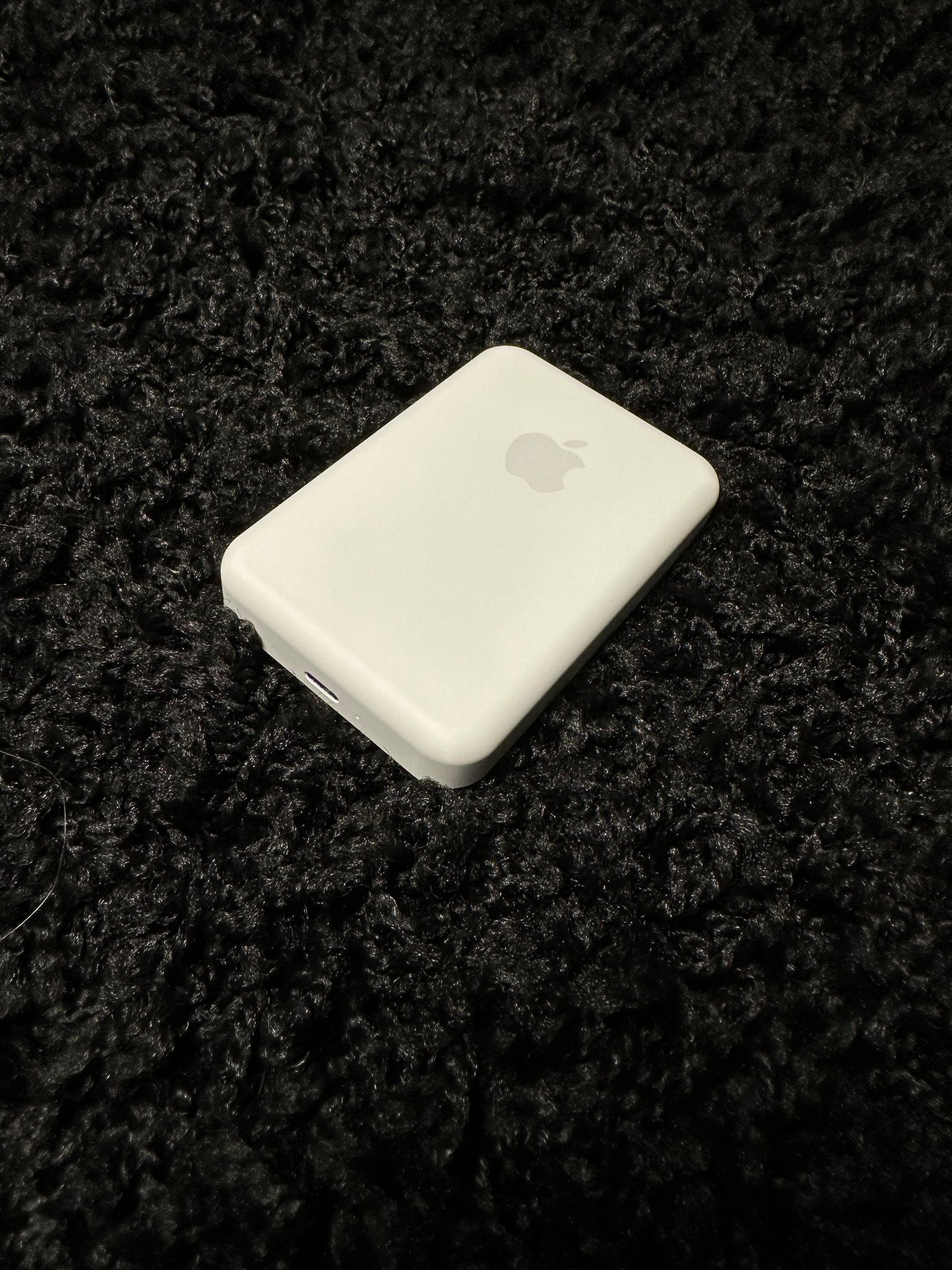 Apple MagSafe Battery Pack for iPhone